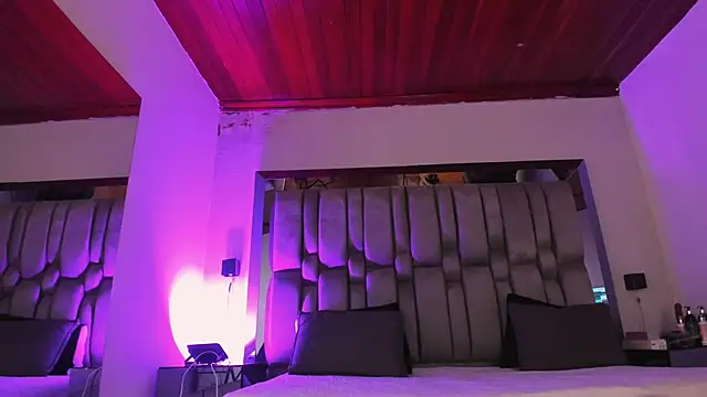 NikkySmiith online show from May 19, 11:28 am