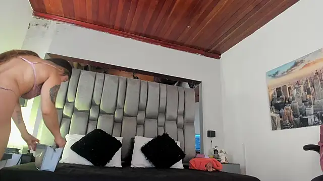 NikkySmiith online show from March 13, 11:48 am