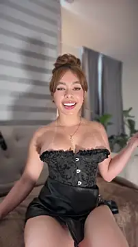 Snapshot of Alison_Diaz17 chatting on June 16, 9:59 pm Alison Diaz17 online show from June 16, 9:59 pm