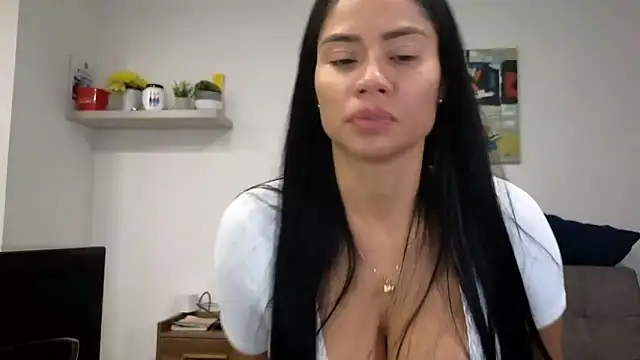 Alondra fetish online show from April 15, 3:56 am