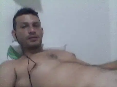 Snapshot of Carlos0334 chatting on July 15, 10:28 pm Carlos0334 online show from July 15, 10:28 pm