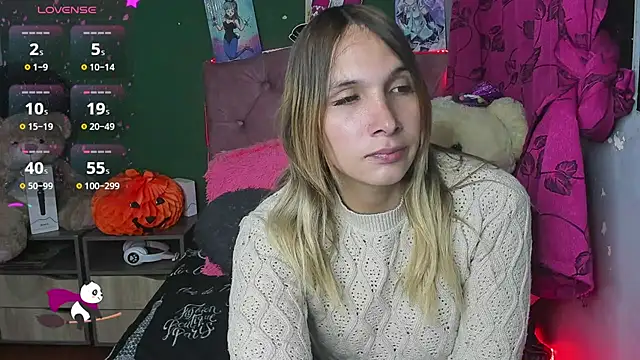 Tiffany bunny2023 online show from October 31, 12:07 am