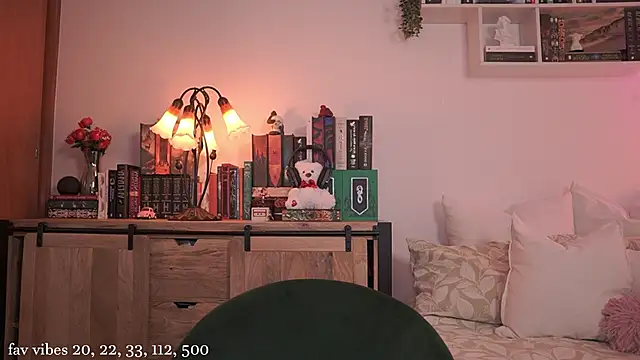 EmilyxRose - online show from March 29, 5:58 pm