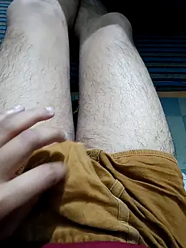 Alonesexyboy1 online show from February 2, 5:32 am