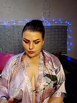 kataleya94 online show from May 12, 2:23 pm