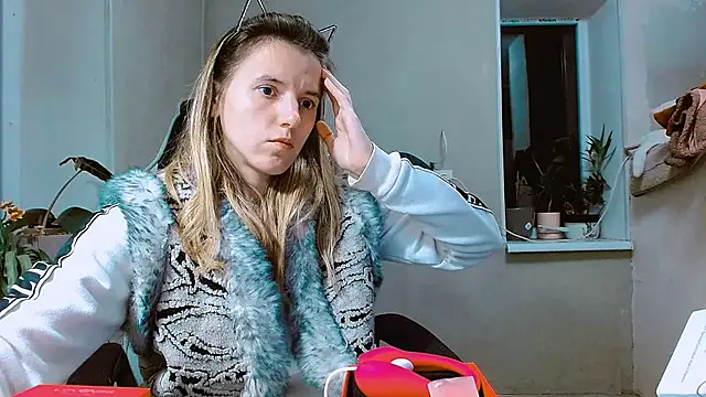 RosaJil online show from November 1, 3:39 pm