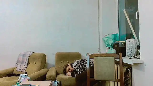 Snapshot of RosaJil chatting on February 28, 1:25 pm RosaJil online show from February 28, 1:25 pm