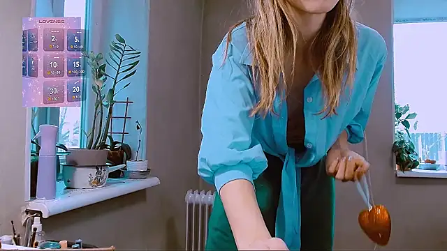 Snapshot of RosaJil chatting on February 13, 1:22 pm RosaJil online show from February 13, 1:22 pm