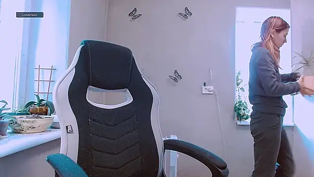 Snapshot of RosaJil chatting on February 11, 12:27 pm RosaJil online show from February 11, 12:27 pm