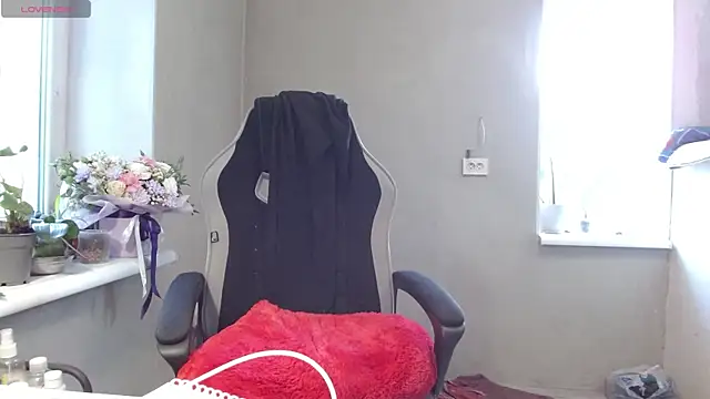 Snapshot of RosaJil chatting on June 20, 2:44 pm RosaJil online show from June 20, 2:44 pm