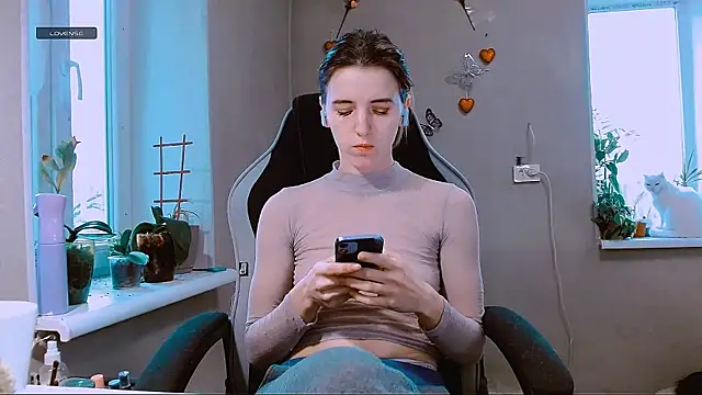 Snapshot of RosaJil chatting on February 17, 2:03 pm RosaJil online show from February 17, 2:03 pm