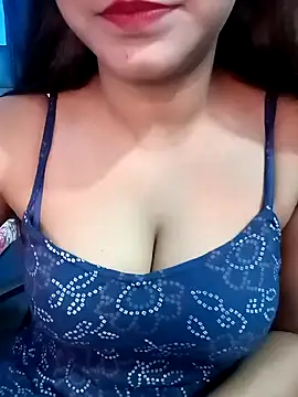 Snapshot of Gulabo-jaan chatting on February 1, 9:21 am Gulabo-jaan online show from February 1, 9:21 am