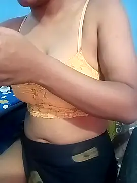 Snapshot of Gulabo-jaan chatting on September 19, 4:22 pm Gulabo-jaan online show from September 19, 4:22 pm