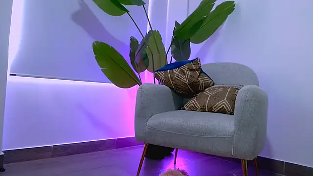 Sara ow online show from February 17, 7:22 pm