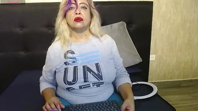 Natasha 699 online show from November 19, 10:10 pm