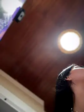 MarianaBenz online show from November 17, 3:21 am