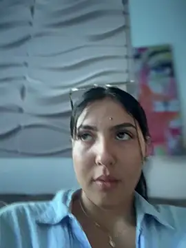 MarianaBenz online show from February 27, 9:58 pm