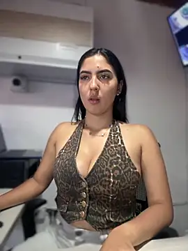 MarianaBenz online show from September 23, 11:39 am