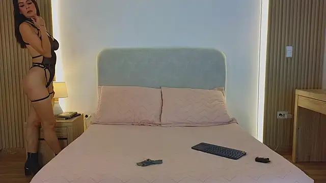 KristennBlue online show from March 7, 9:42 pm