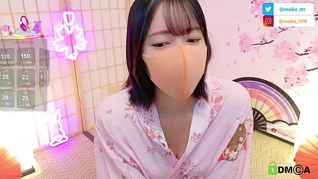 Snapshot of maika08 chatting on November 13, 12:09 pm maika08 online show from November 13, 12:09 pm