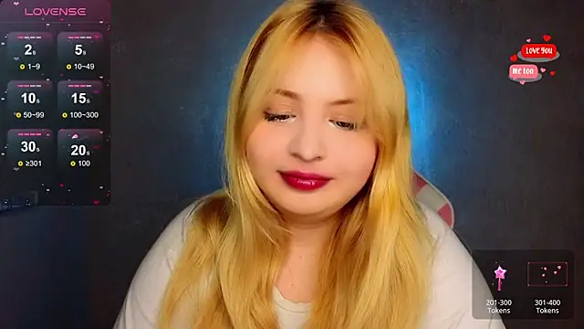 shy blondiee online show from March 18, 11:31 pm