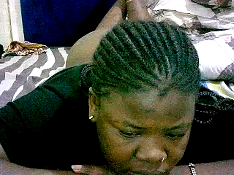 Snapshot of honeypotsweet chatting on November 19, 9:59 pm honeypotsweet online show from November 19, 9:59 pm