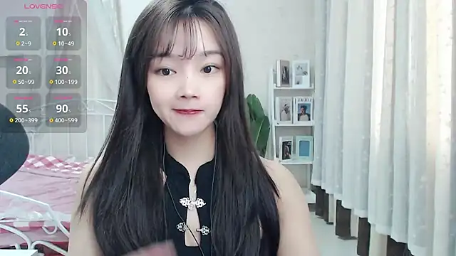 Snapshot of Jenny-Z chatting on March 6, 5:03 am Jenny-Z online show from March 6, 5:03 am