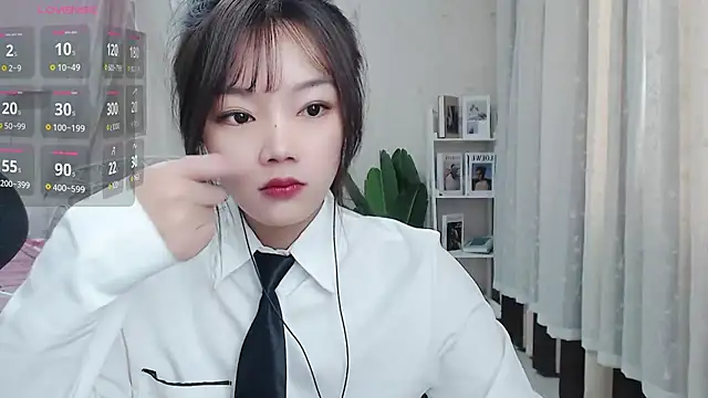 Snapshot of Jenny-Z chatting on March 9, 2:07 am Jenny-Z online show from March 9, 2:07 am