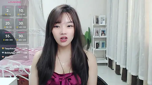 Snapshot of Jenny-Z chatting on March 3, 5:16 am Jenny-Z online show from March 3, 5:16 am