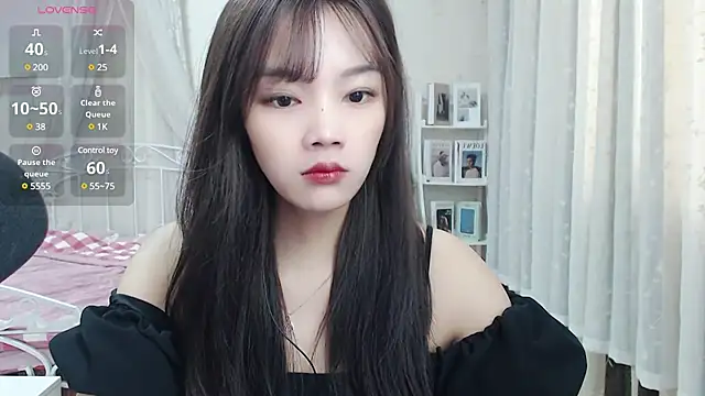 Snapshot of Jenny-Z chatting on March 8, 2:23 am Jenny-Z online show from March 8, 2:23 am