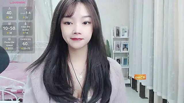 Snapshot of Jenny-Z chatting on February 25, 2:03 am Jenny-Z online show from February 25, 2:03 am