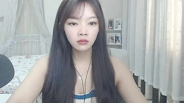 Snapshot of Jenny-Z chatting on September 24, 1:57 am Jenny-Z online show from September 24, 1:57 am