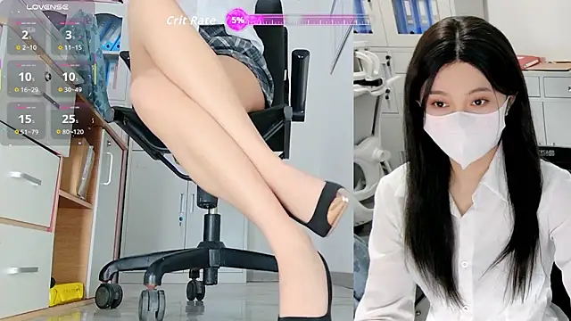 Snapshot of -DIO-DIO- chatting on December 17, 5:23 am -DIO-DIO- online show from December 17, 5:23 am