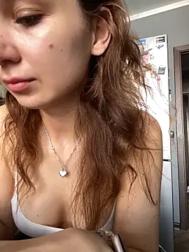 QuitieLia online show from March 19, 7:19 am