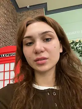 QuitieLia online show from April 3, 1:39 pm