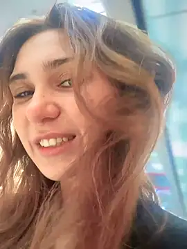 QuitieLia online show from September 20, 8:30 am