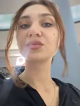 QuitieLia online show from September 21, 9:03 am