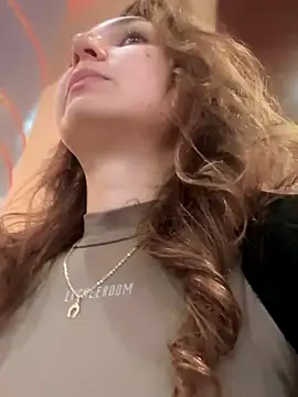 QuitieLia online show from October 10, 8:48 am