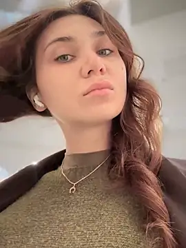 QuitieLia online show from September 29, 8:10 am