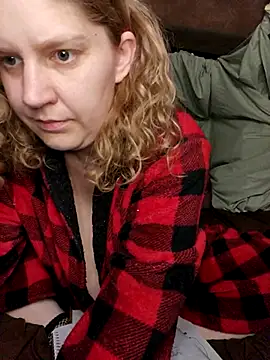 shadow199393 online show from March 12, 11:42 pm