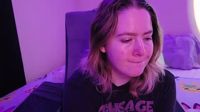 InternetFairy XO online show from November 22, 5:39 am