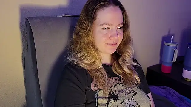 InternetFairy XO online show from June 2, 5:40 am