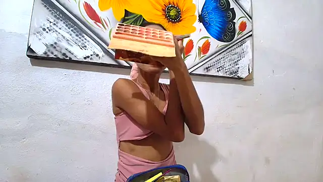 luciana daza online show from October 7, 10:44 pm