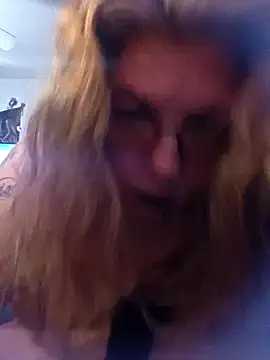 Snapshot of katybell1 chatting on March 9, 9:57 pm katybell1 online show from March 9, 9:57 pm