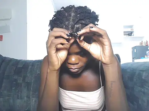 petiteebony 81 online show from December 22, 6:52 pm