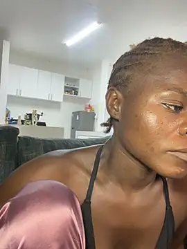 petiteebony 81 online show from February 11, 7:25 pm