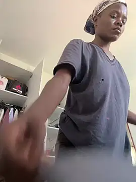 petiteebony 81 online show from February 10, 10:36 am