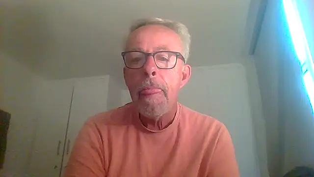 tuggy59 online show from September 21, 4:50 am