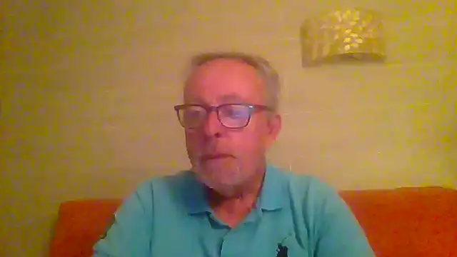 tuggy59 online show from April 6, 4:46 am