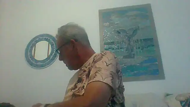 tuggy59 online show from September 25, 4:40 am